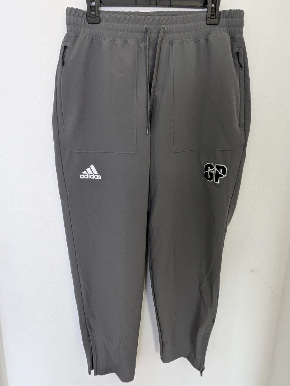 Adidas Men's Team Sideline 21 Woven Slim Leg Training Pants – Grey/White (L) EUC